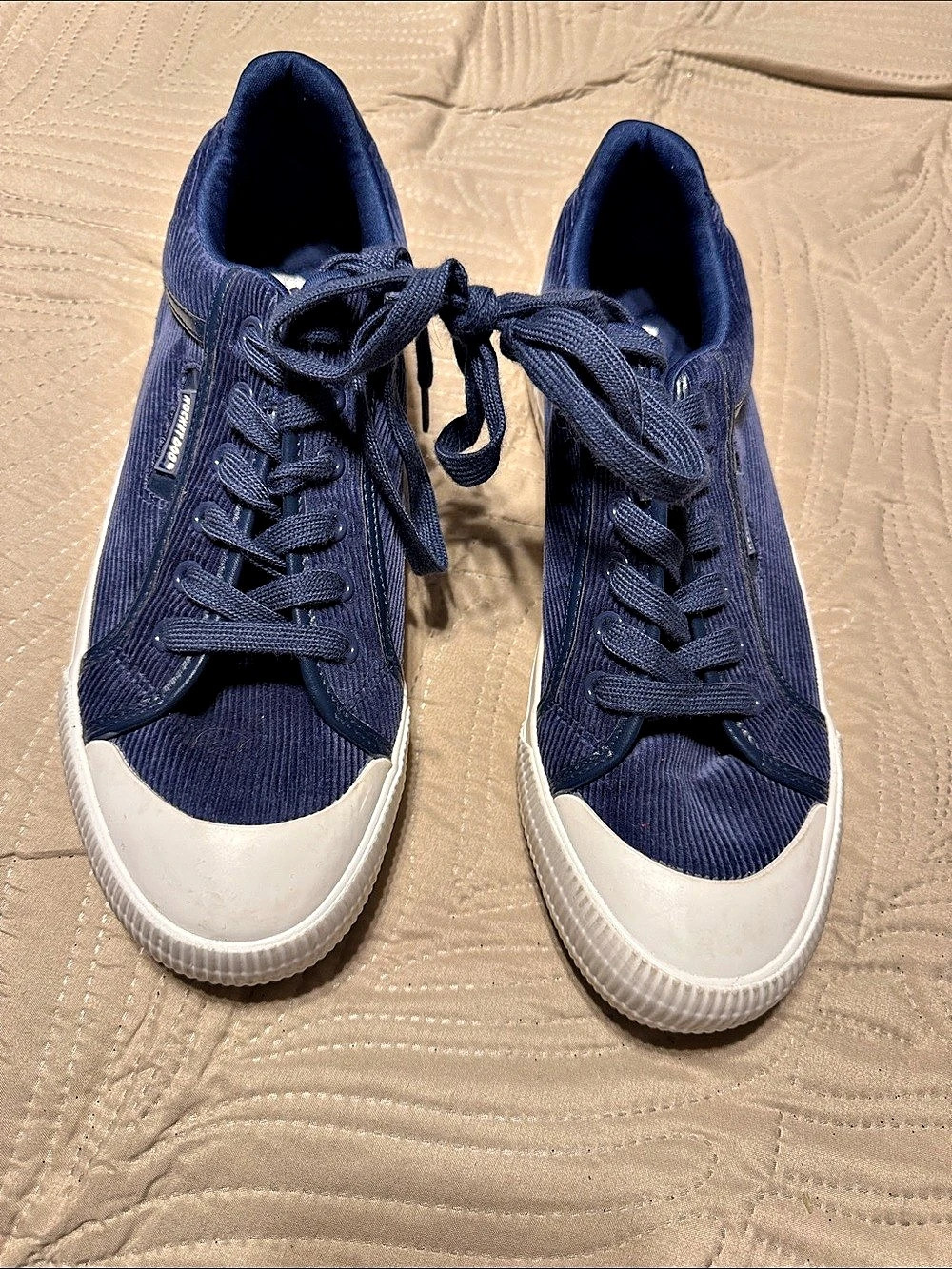 Rocket Dog Women’s Navy Blue corduroy Low Top Sneakers Size US 11